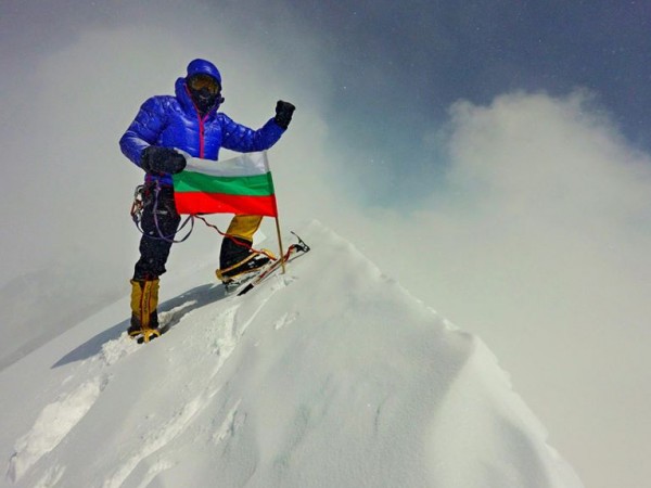 Алпинистът Боян Петров записа нов успех – той изкачи връх