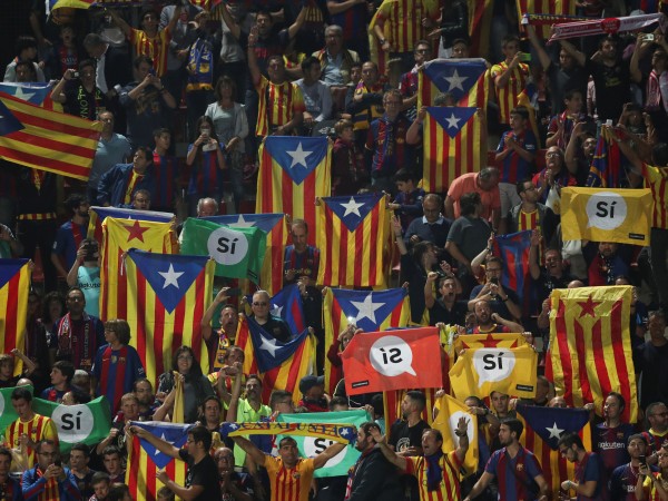 Световната федерация по футбол може да изключи Испания от международните
