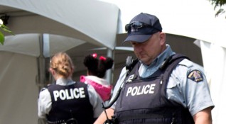 Полицията в канадския град Едмънтън обяви днес че разследва два