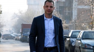 Депутатът от ГЕРБ Делян Добрев ще подаде оставката си като