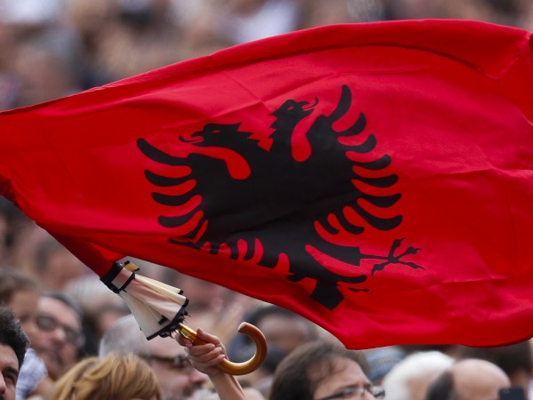 В албанския парламент се състояха публични дебати по законопроекта за