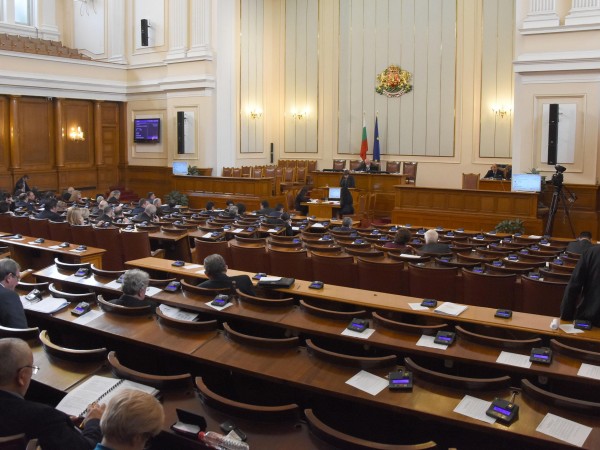 134 500 лева без ДДС ще похарчи парламентът за ремонт