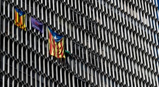 Испанският Конституционен съд отмени заседанието на каталунския парламент планирано за