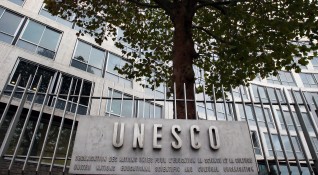 Изпълнителният съвет на ЮНЕСКО не успя да избере на първия