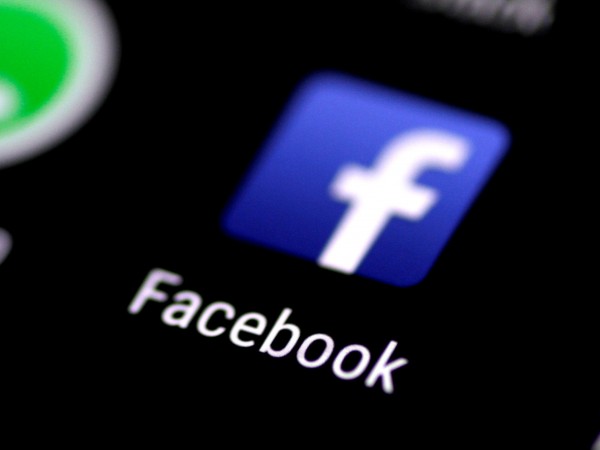 Ученици, които пишат срещу съученици във Facebook, може да бъда