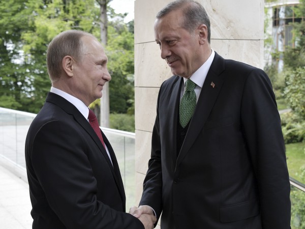 За да натрие носа на "арогантните“ партньори от НАТО, Ердоган