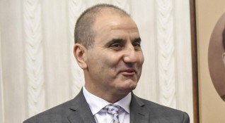 ГЕРБ не иска война с президента Румен Радев дори не