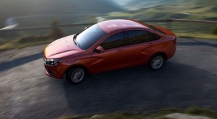 Руският производител АвтоВАЗ започва да поставя двигател на Renault на