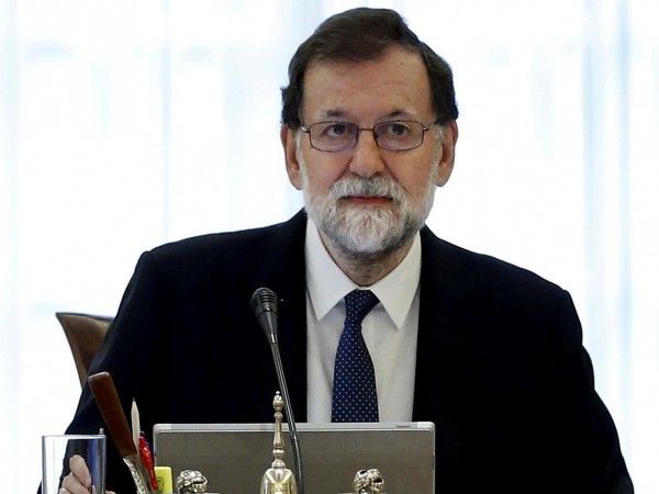 Испанското правителство започна процеса на суспендиране на автономията на Каталуния,