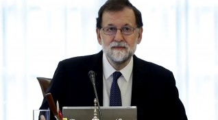 Испанското правителство започна процеса на суспендиране на автономията на Каталуния