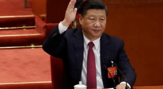 В обновения Устав на Китайската комунистическа партия бе включена политическата
