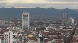 Летният сезон се отразява на сделките с имоти в България
