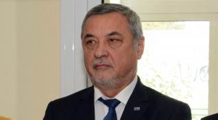 Лидерът на Национален фронт за спасение на България Валери Симеонов