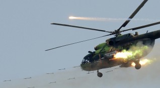 Норвежки спасителни екипи издирват руски хеликоптер Ми 8 с осем руски