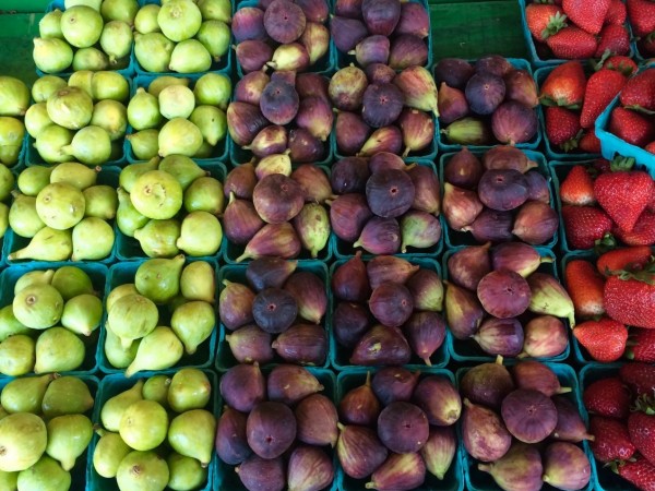 Американски учени установиха, че химикалите от плодовете се премахват най-добре