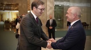 Председателят на Народното събрание Димитър Главчев запозна президента на Сърбия